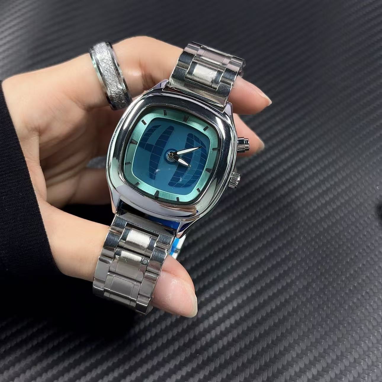 Vintage Collectible Watches - นาฬิกาควอตซ์ผู้ชาย PAAZOMU หน้าปัดสี่เหลี่ยมสีสันสดใส กันน้ำ เรืองแสง นาฬิกากีฬาสำหรับผู้ชาย