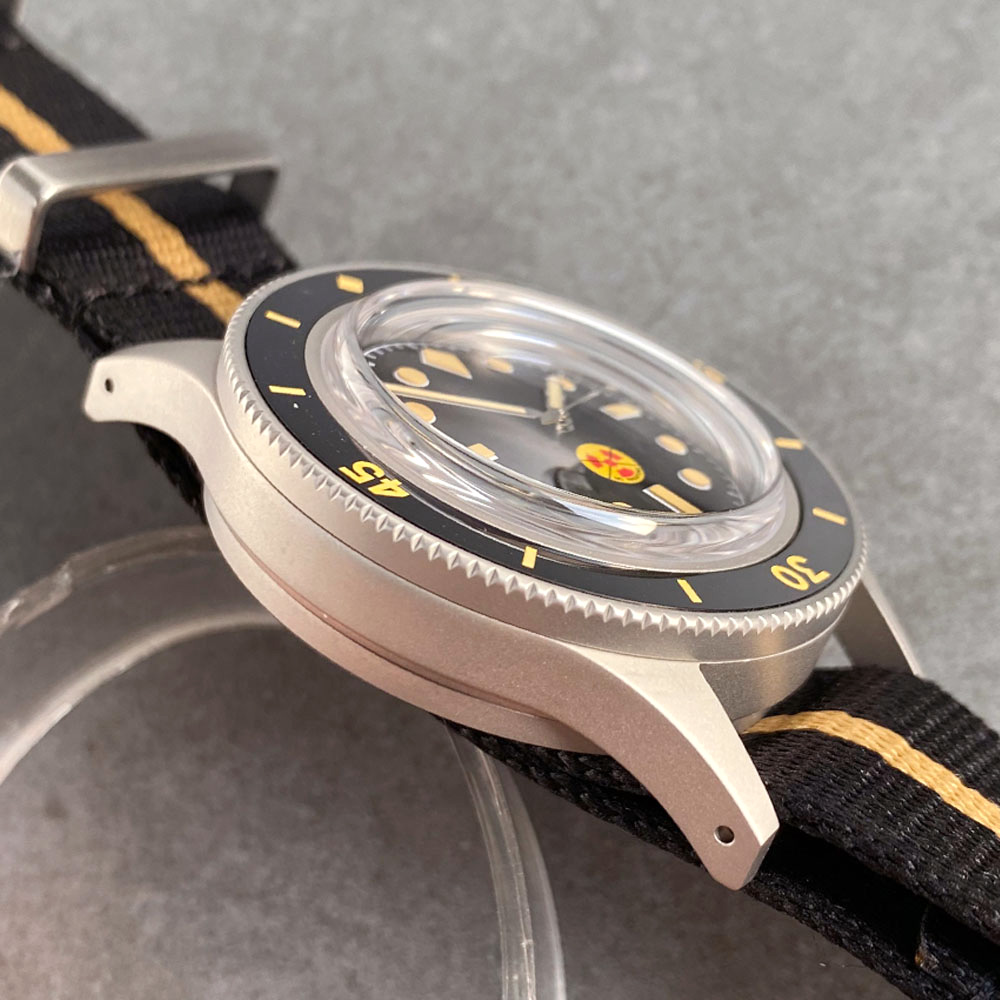 ซุปเปอร์ ซี 3 ลูม บีเซล มาร์กว - Vintage Collectible Watches บทวิจารณ์และราคา