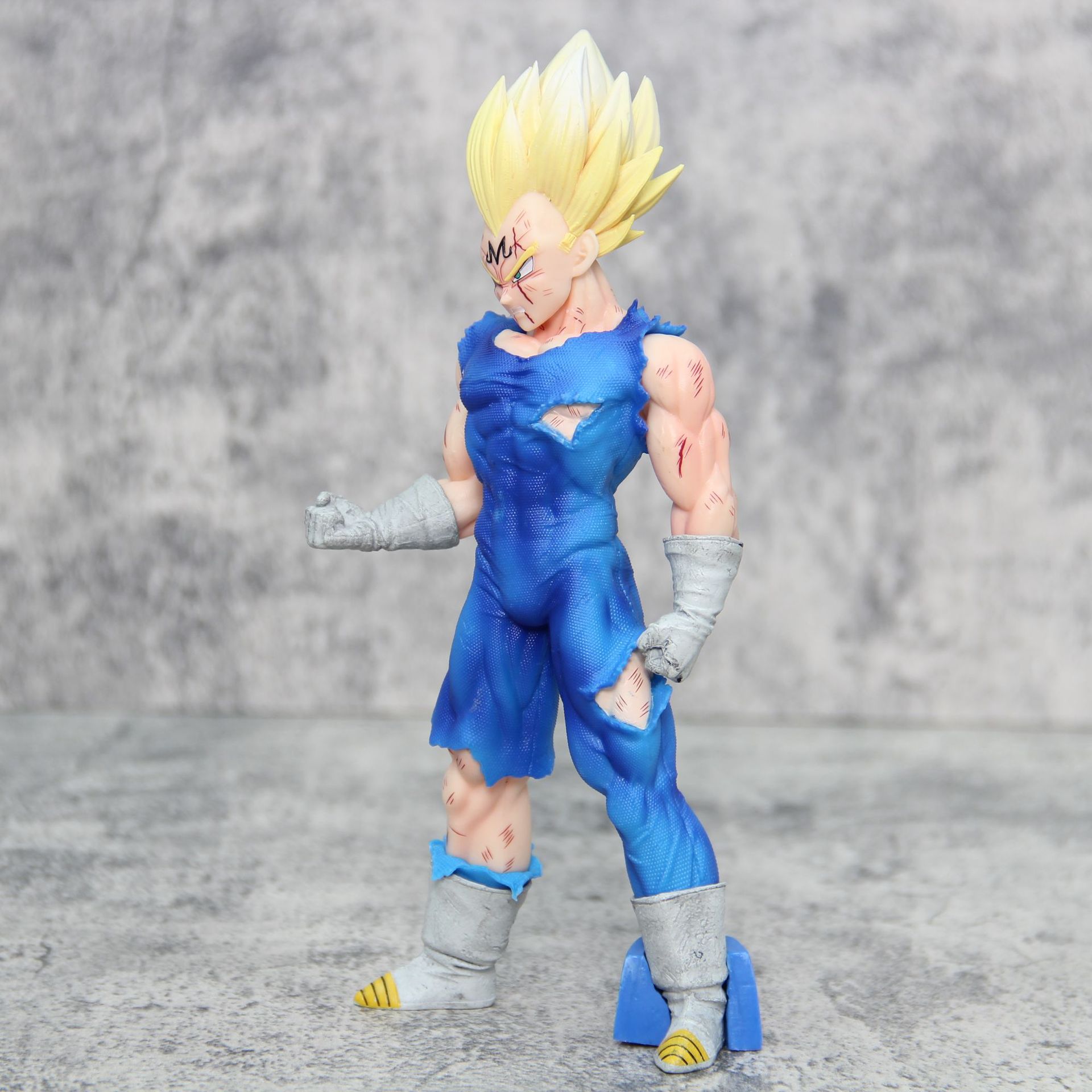 ดราก้อนบอล แซด ซูเปอร์ไซย่า เจ - Vintage Collectible Figurines บทวิจารณ์และราคา
